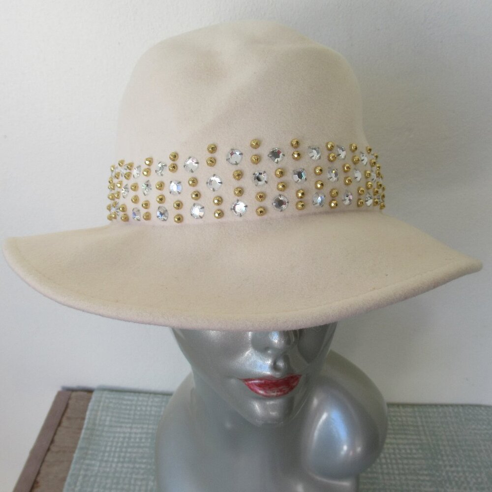 VTG Adolfo II NY Paris Felt Studded Embellished Fedora Hat Ivory S/M 22 inches